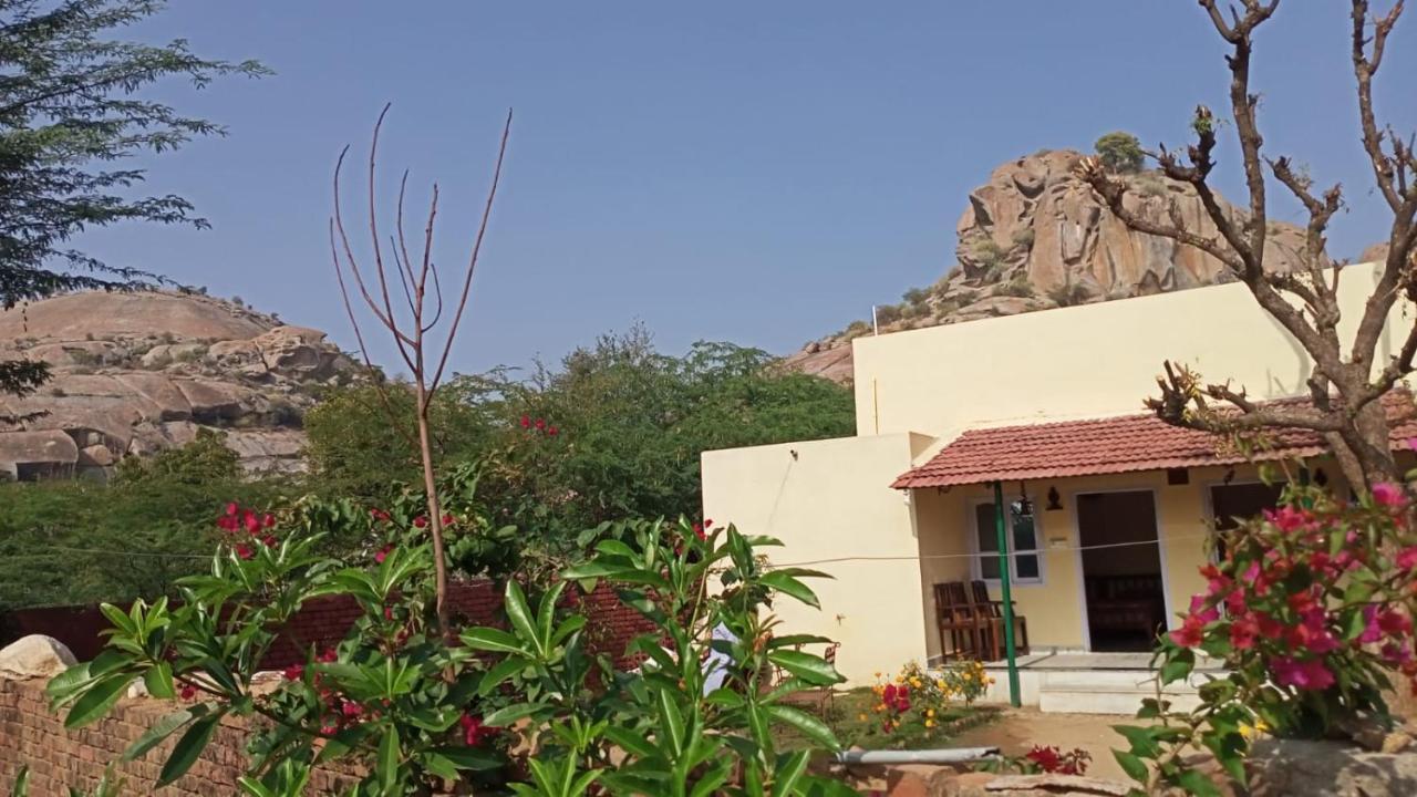 Jawai Balwant Villas Bijapur  Exterior photo